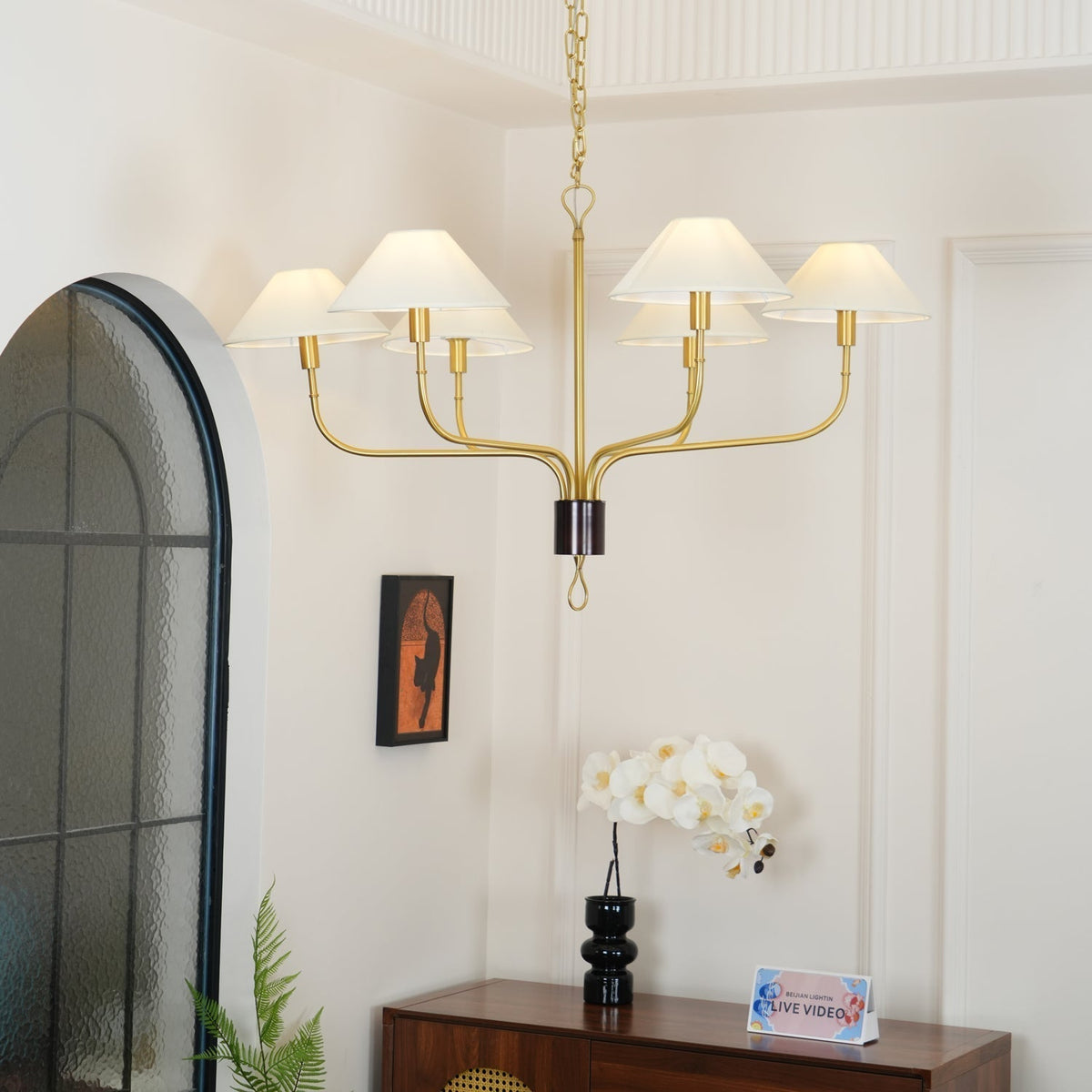 Bilt Classic Brass Tail Chandelier