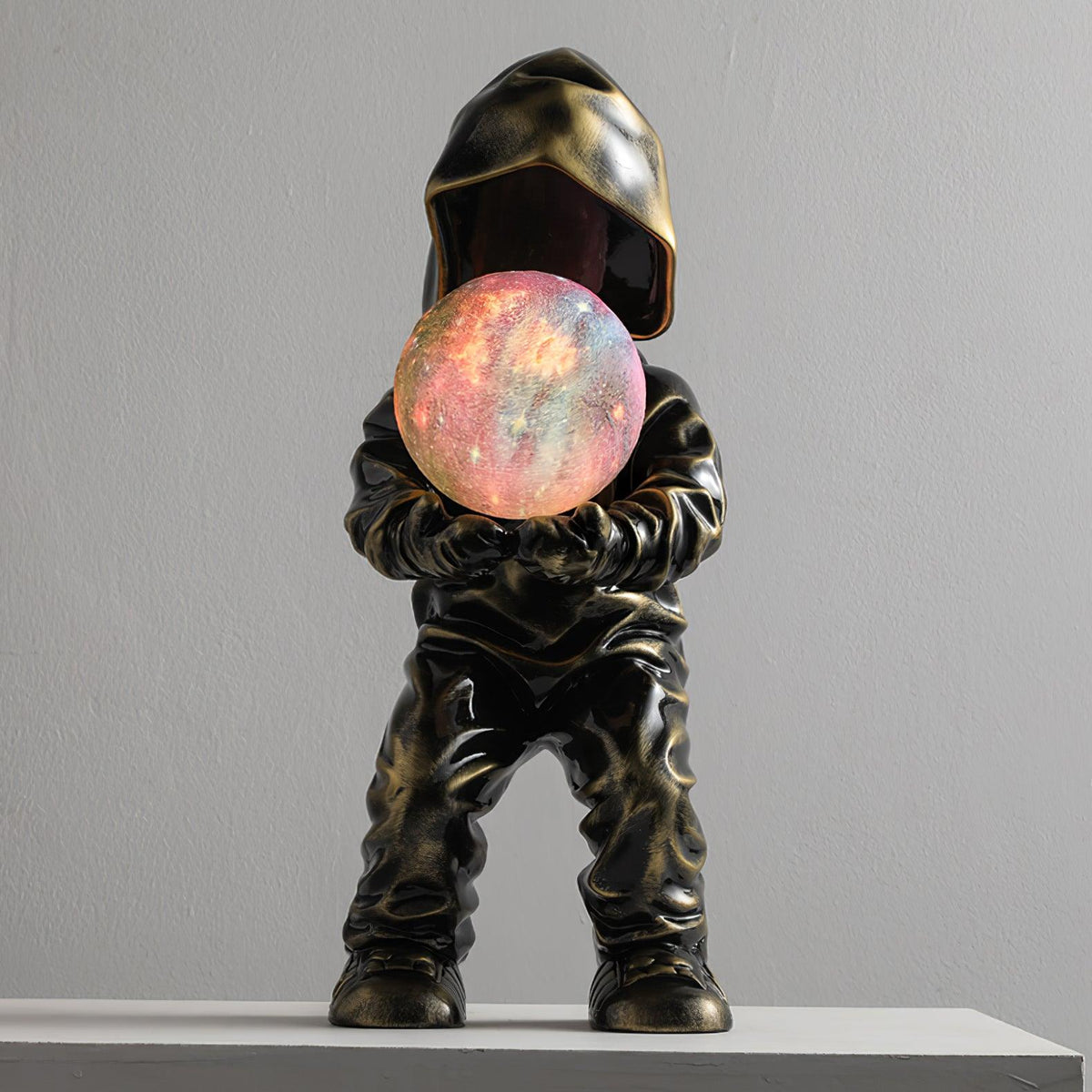 Orinex Resin Artistic Table Lamp