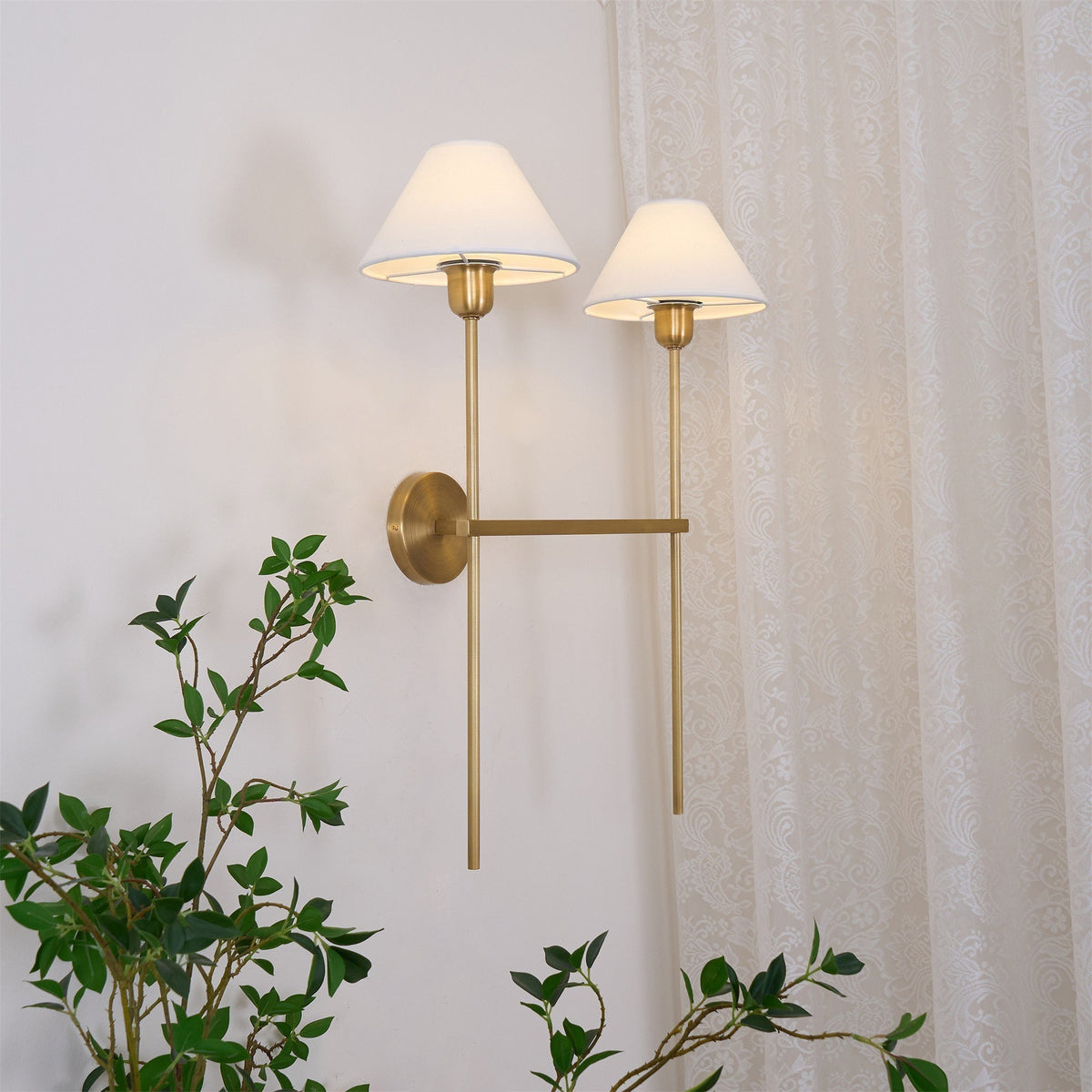 Orelisira Wall Lamp