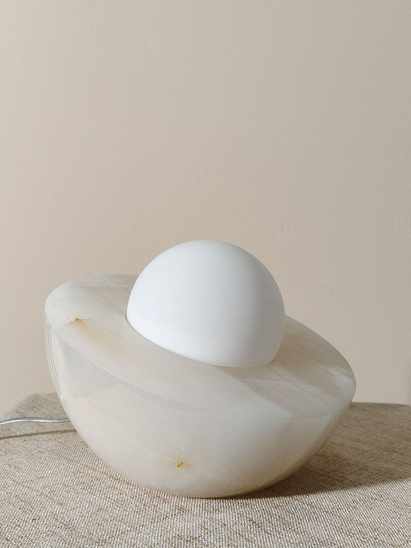Fryle Jade Minimalist Halo Table Lamp
