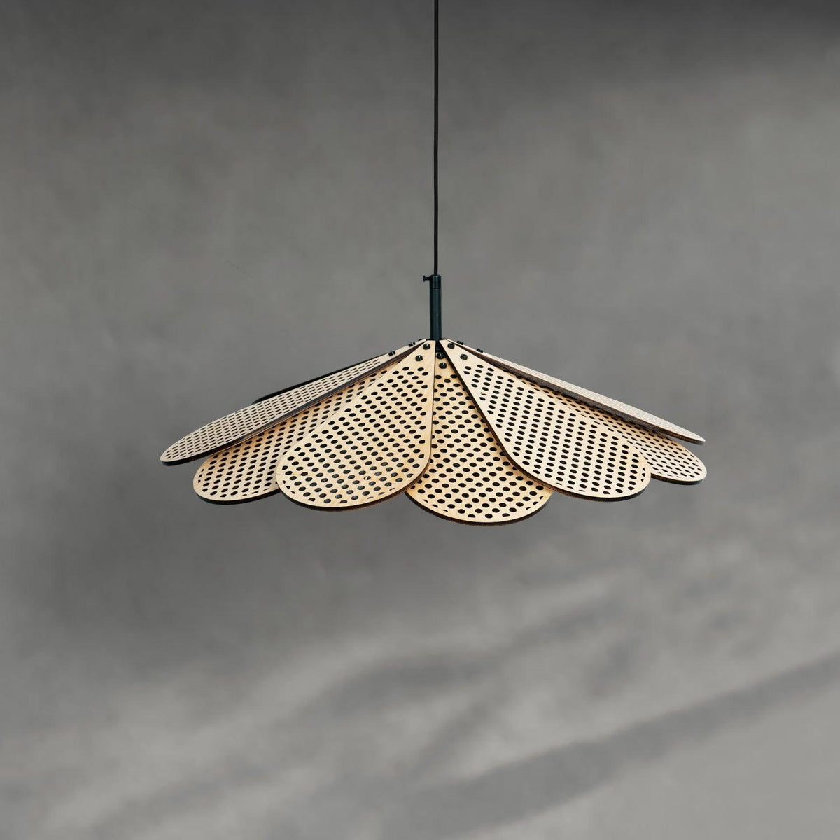 Zevarus Nordic Art Wabi-Sabi Wood Pendant Light