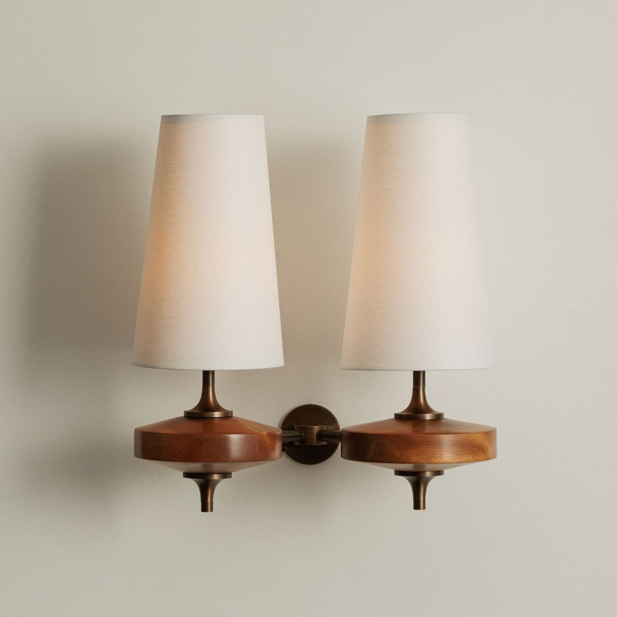 Nydorisra Vintage Antique Brass Wall Light