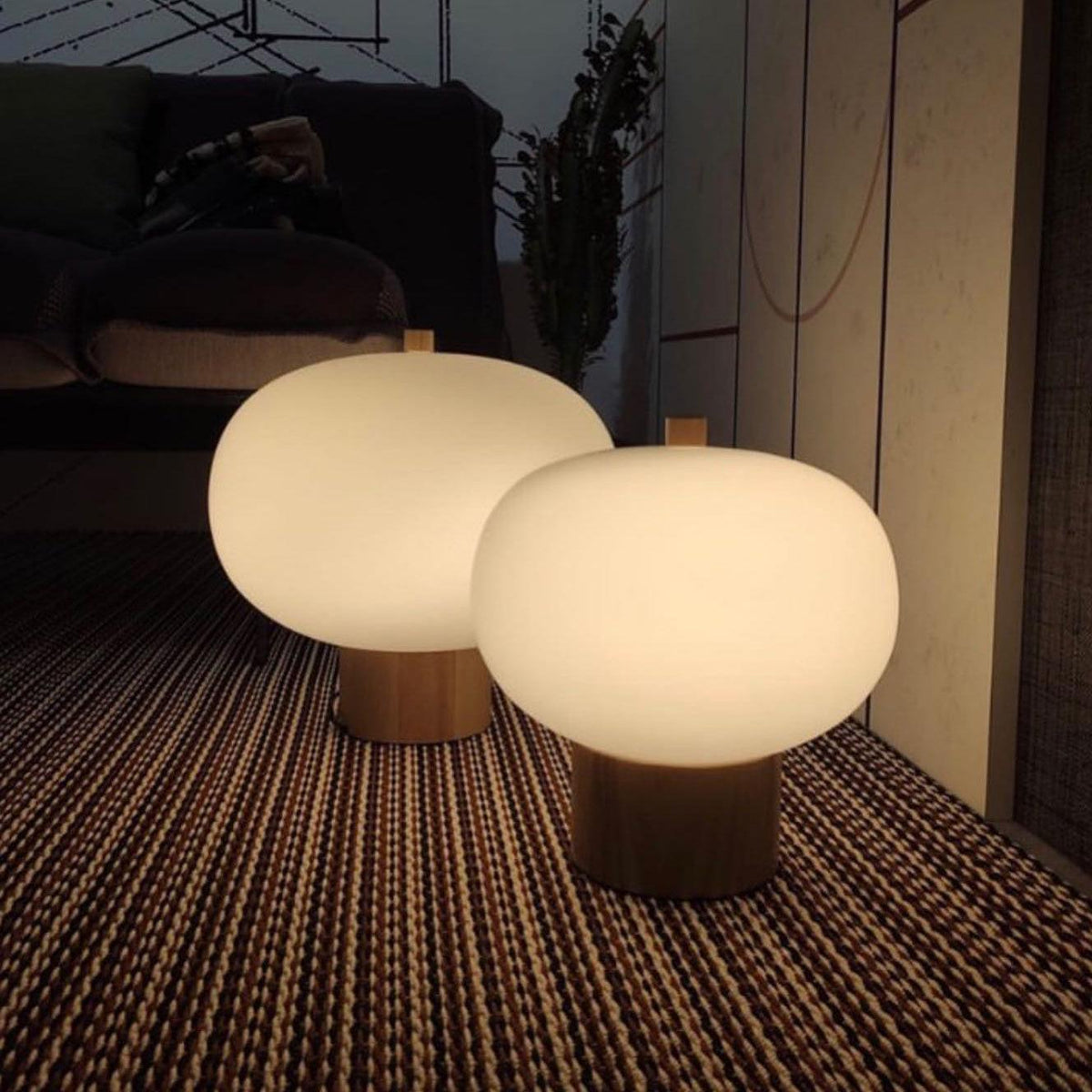 Jaldes Wood & Glass Table Lamp