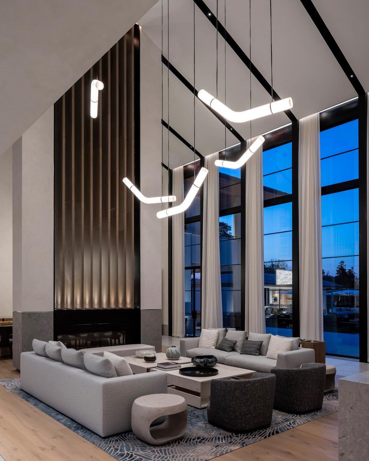 Mithos Curved Alabaster Pendant Light