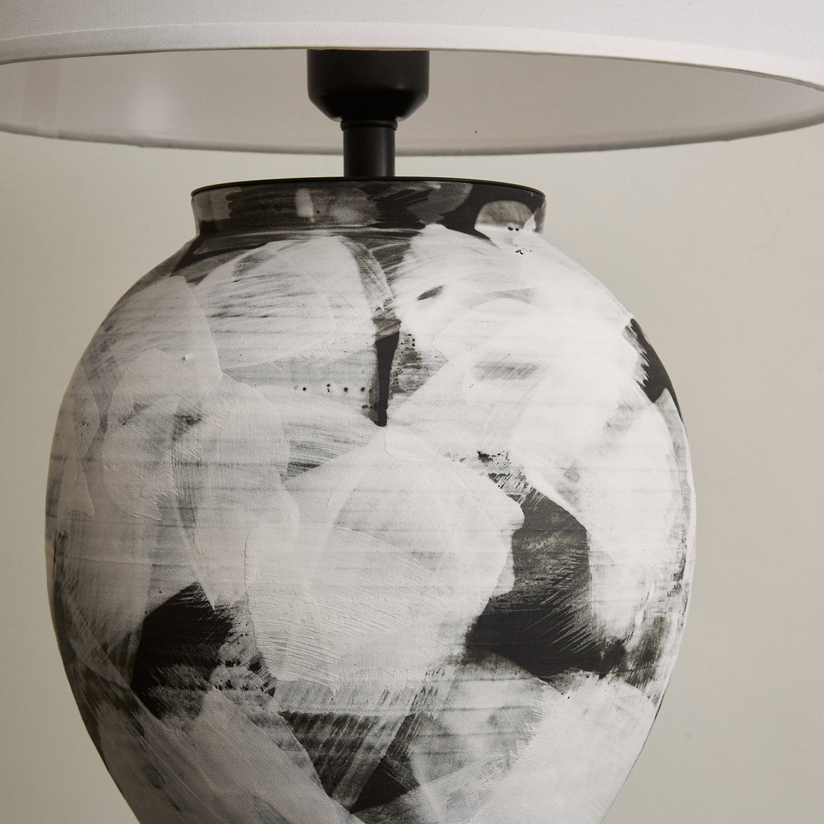 Brush Elegant Ceramic Table Lamp