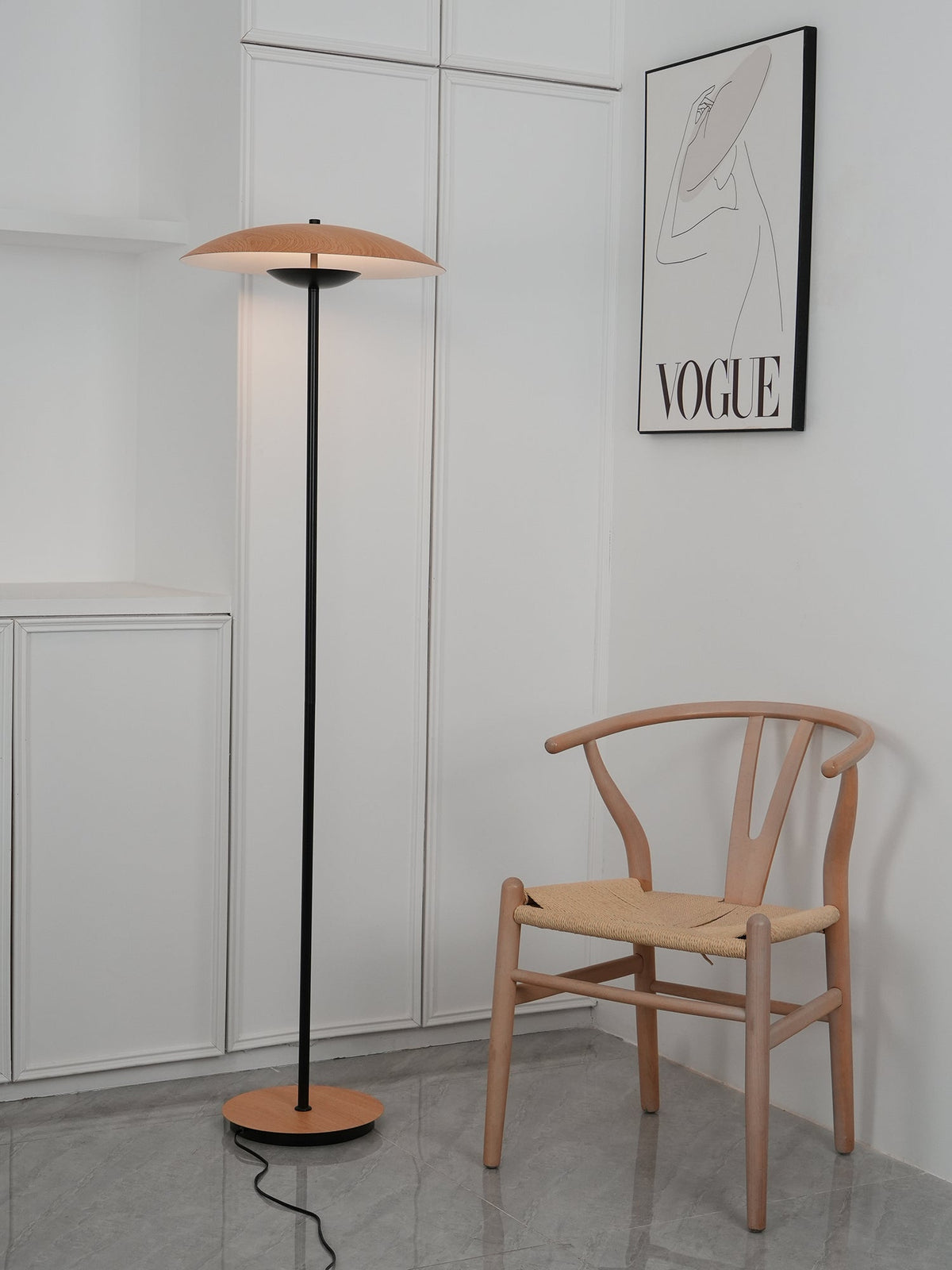 Ferinira Aluminum Minimalist Floor Lamp