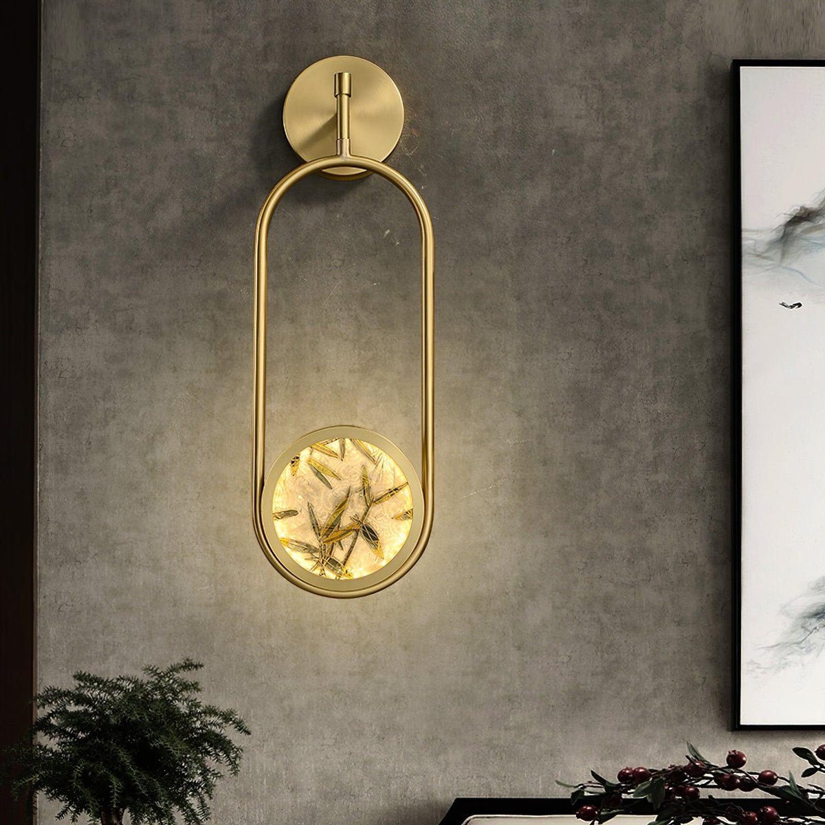 Casaraine Luxe Brass Wall Light