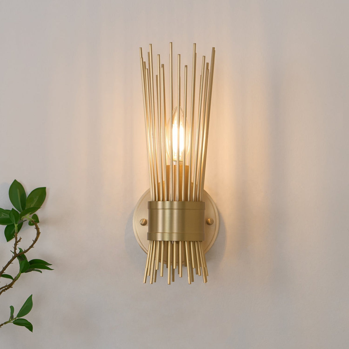 Thresher Postmodern Luxury Candle Brass Wall Light