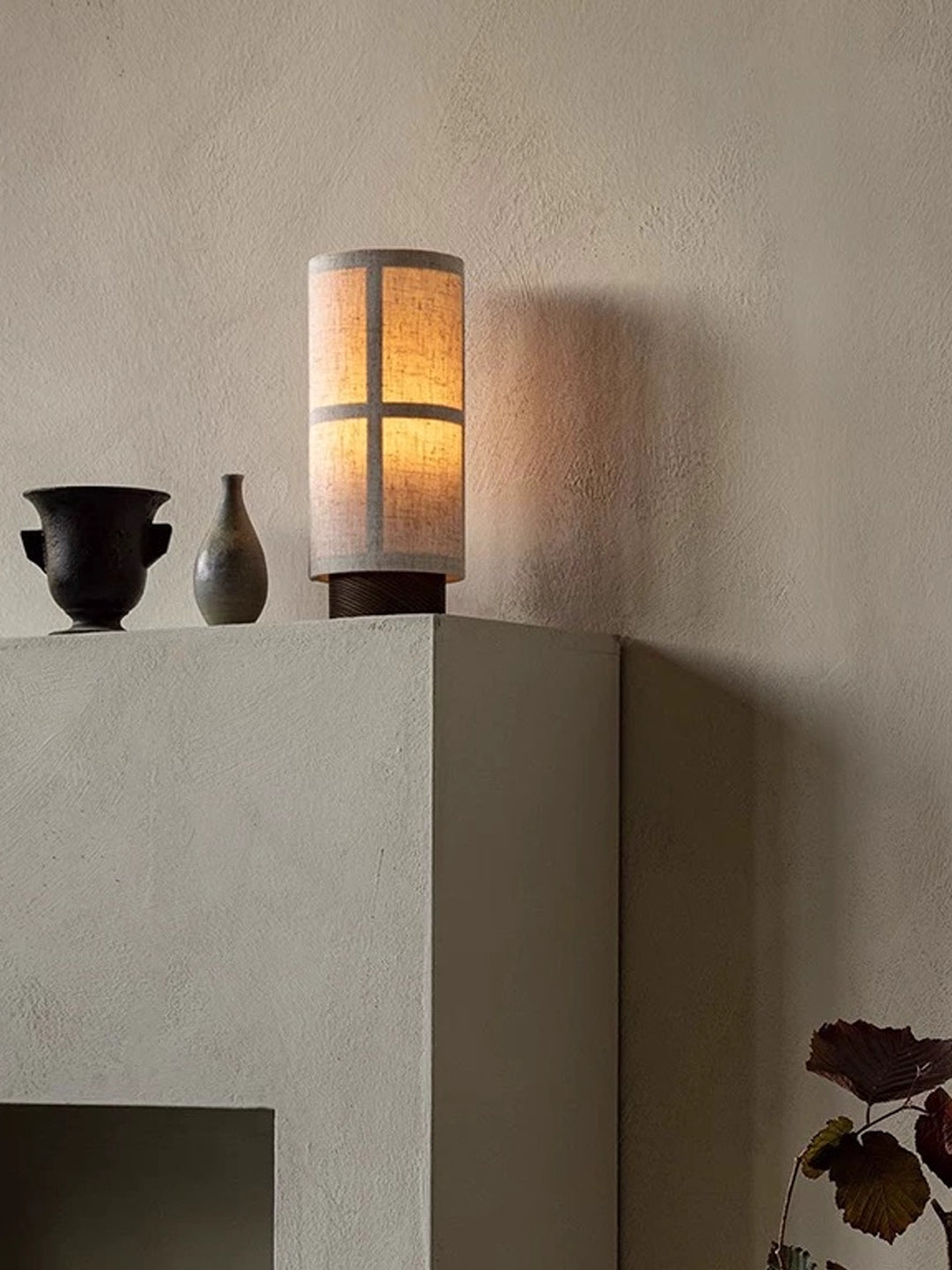 Lior Minimalist Fabric Table Lamp