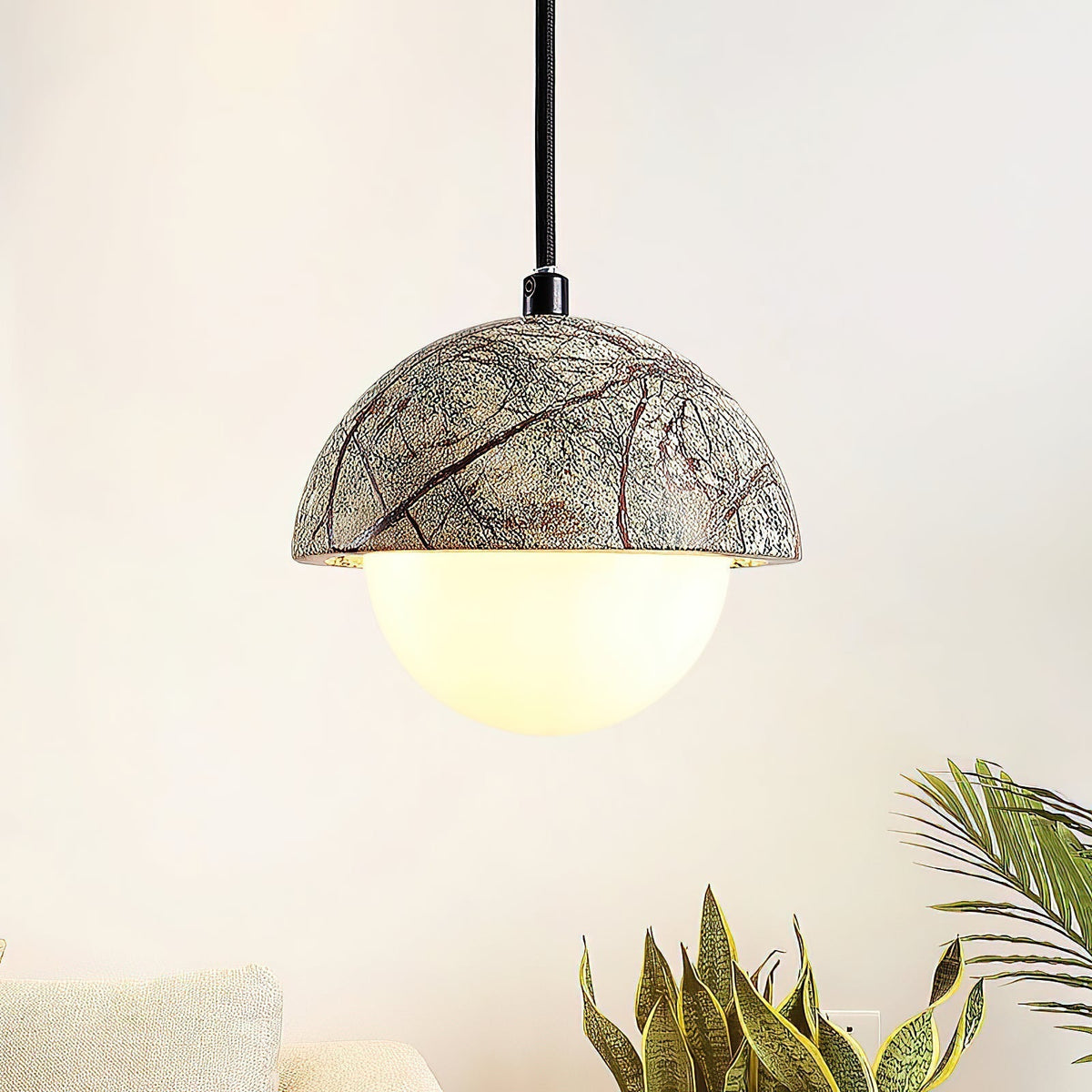 Lylorarae Pendant Lamp