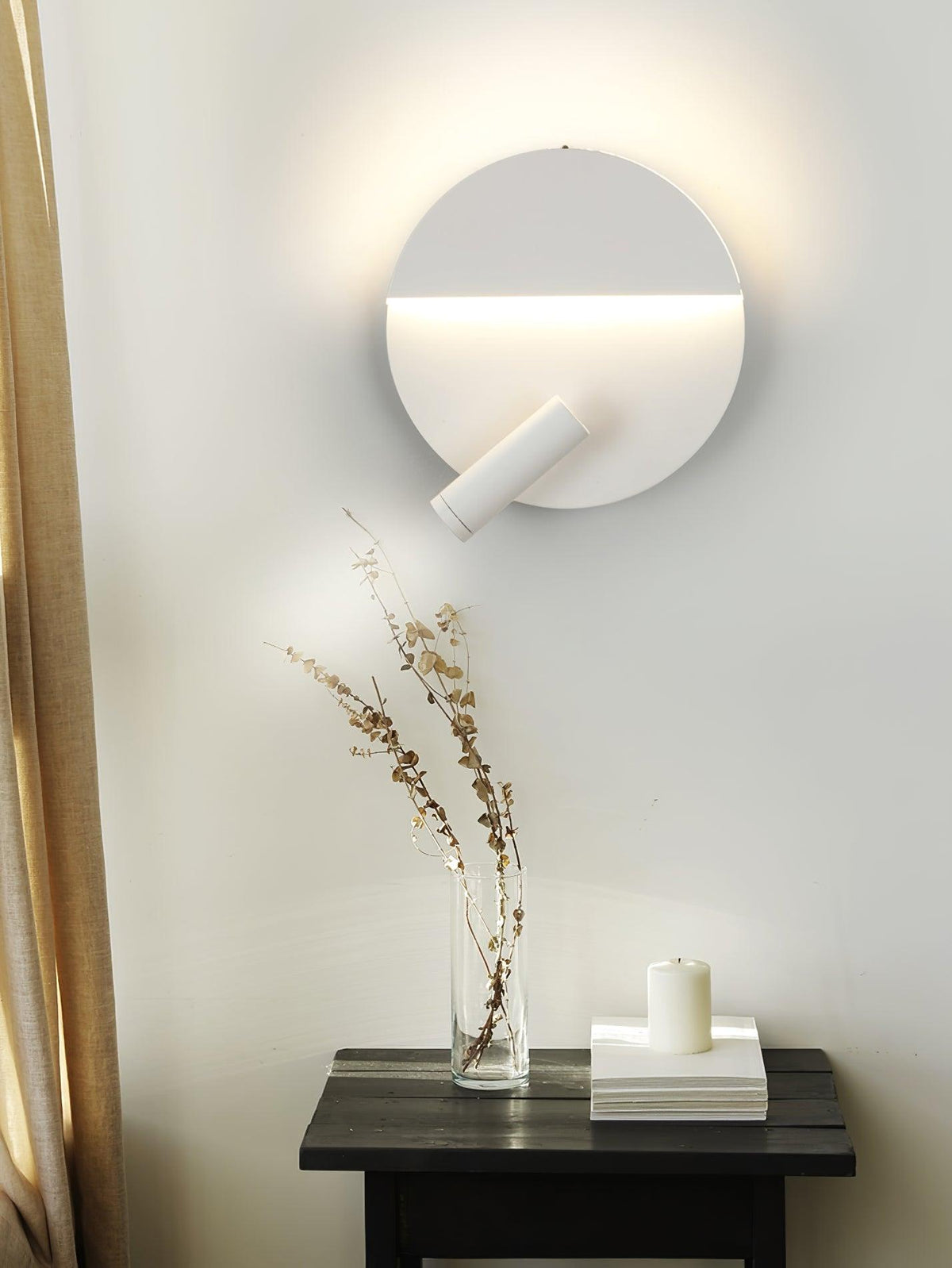 Aurnorir Wall Light