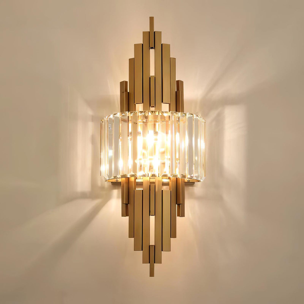Voveliel Postmodern Luxury Crystal Glass Wall Lamp