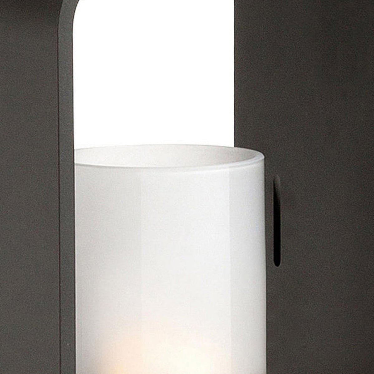 Cian Modern Outdoor Light