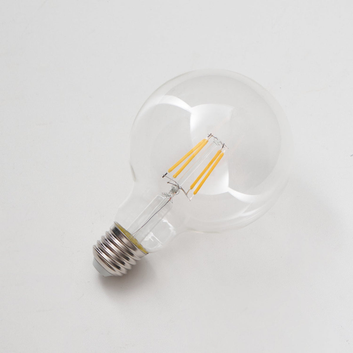 Lumeaya LED E27 or E26 Light Bulb