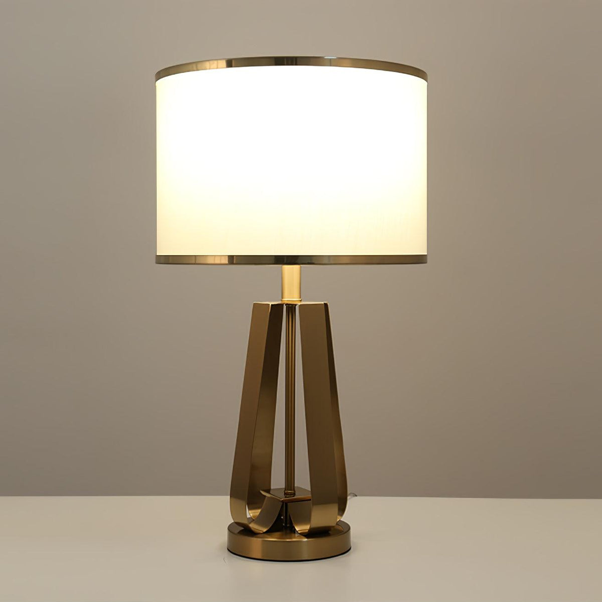 Linorira Luxe Fabric Table Lamp