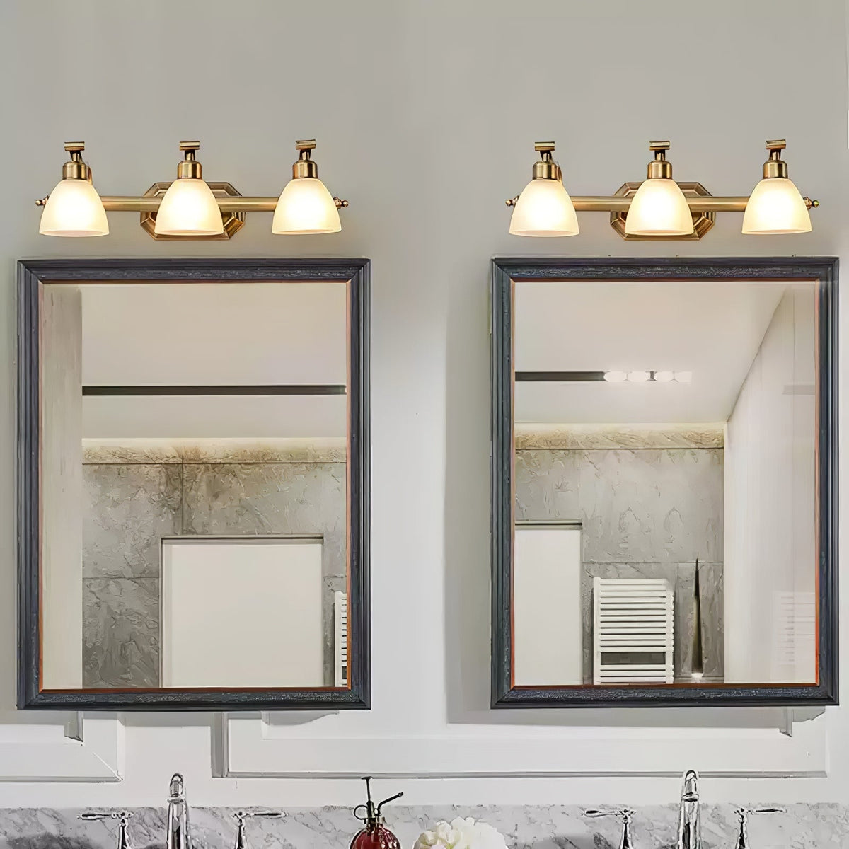 Colaeus Classic Art Bath Glass Wall Light