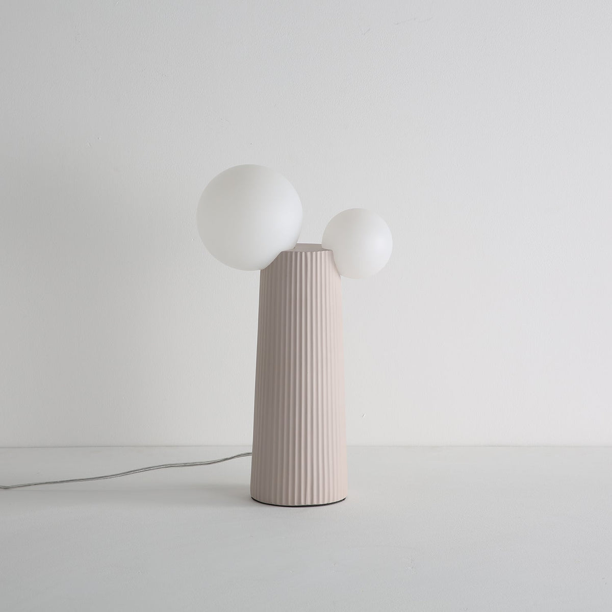 Zenithre Resin Plastic Table Lamp