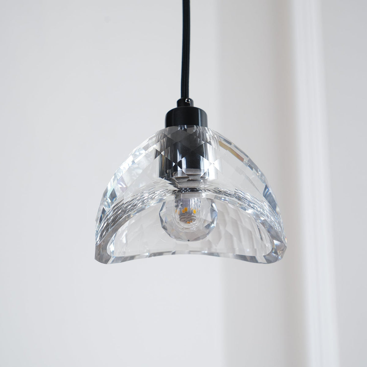 Syvinor Premium Nordic Art Glass Pendant Lamp