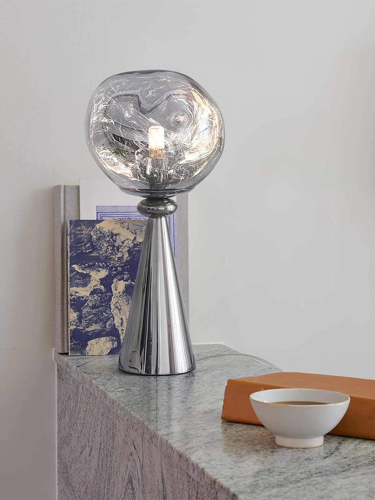 Unoril Artisan PVC Desk Lamp