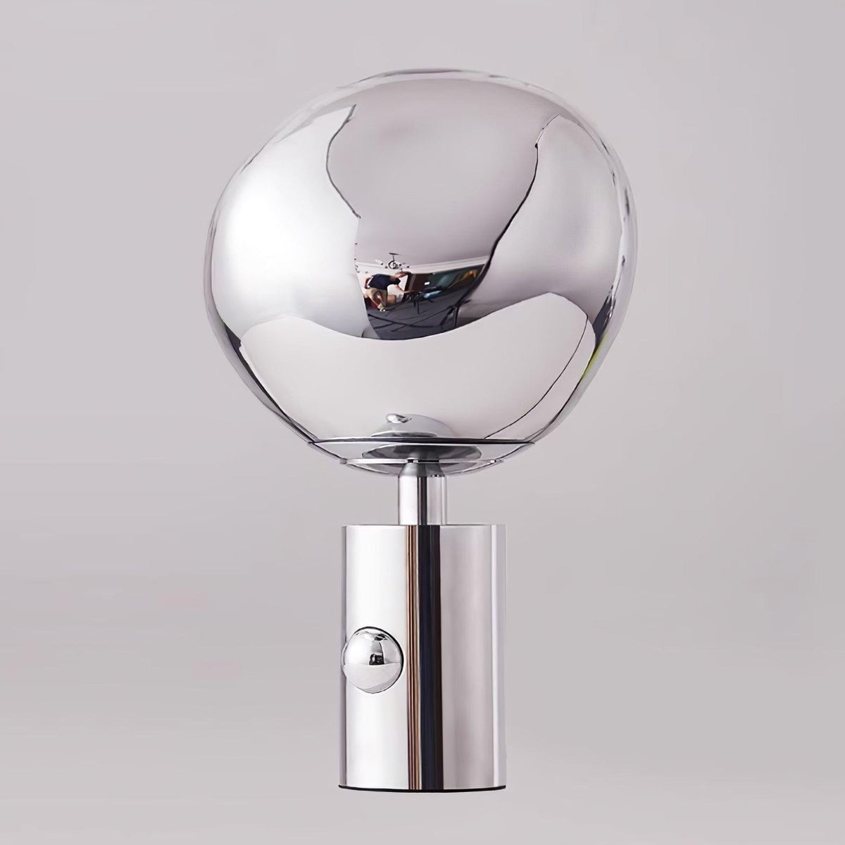 Velan Artistic Table Lamp