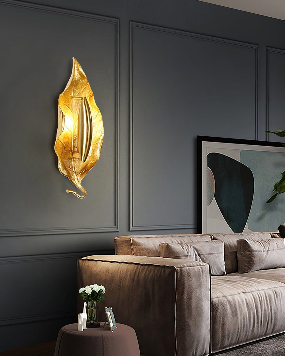 Corsel Nordic Art Leaf Brass Wall Lamp