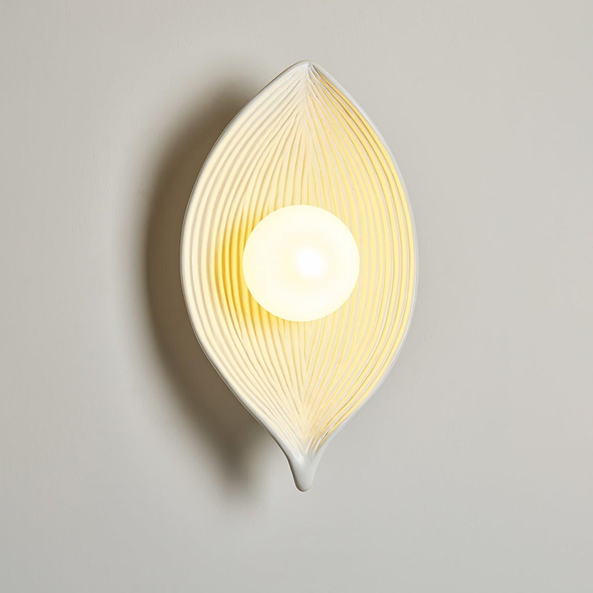Lirixa Leaf Canoe Resin Sconce Wall lamp