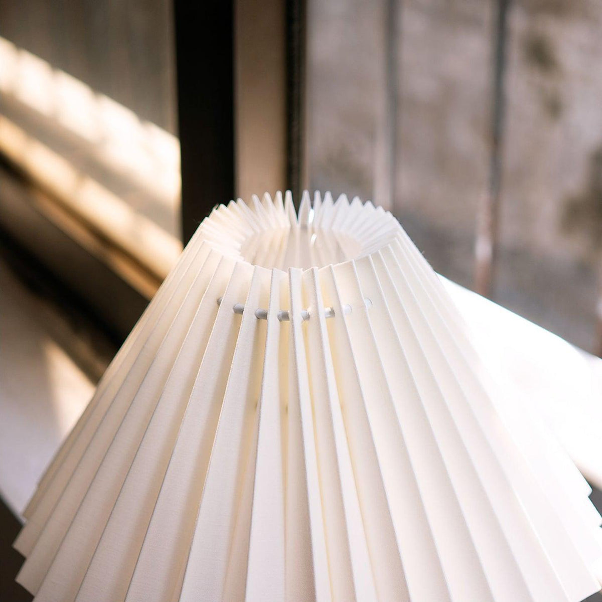 Hart Vintage Fabric Table lamp