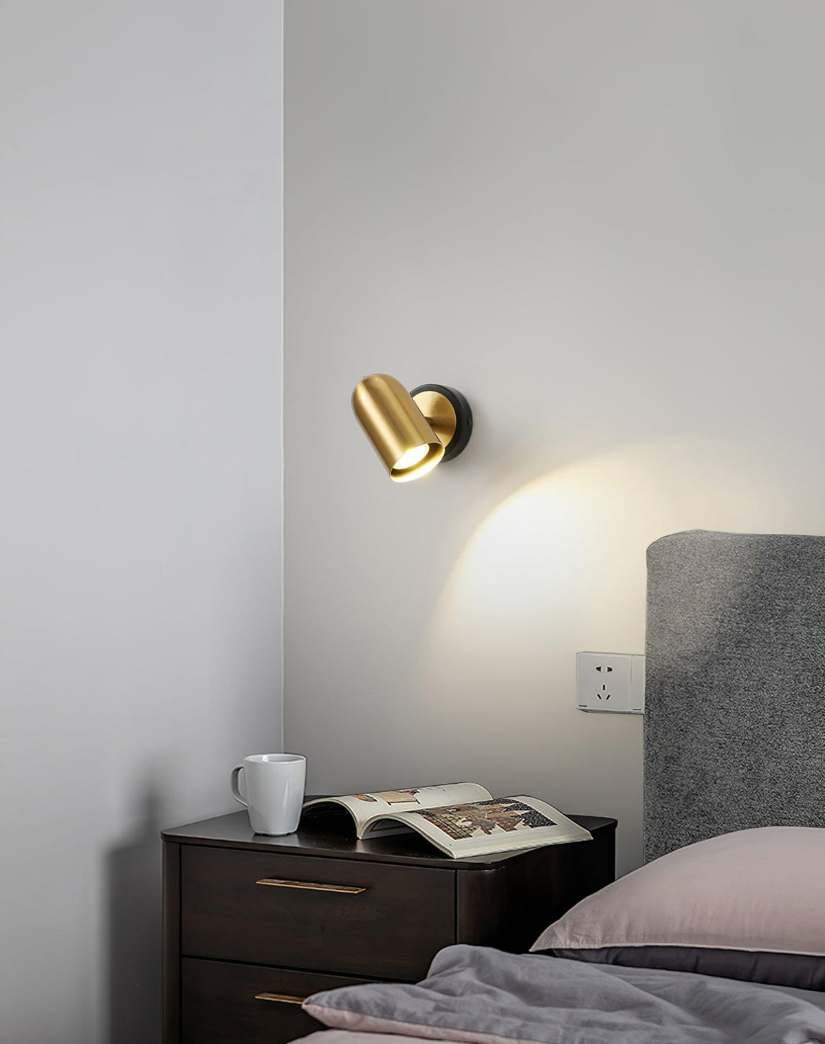 Oriaira Modern Minimalist Gold Wall Lamp