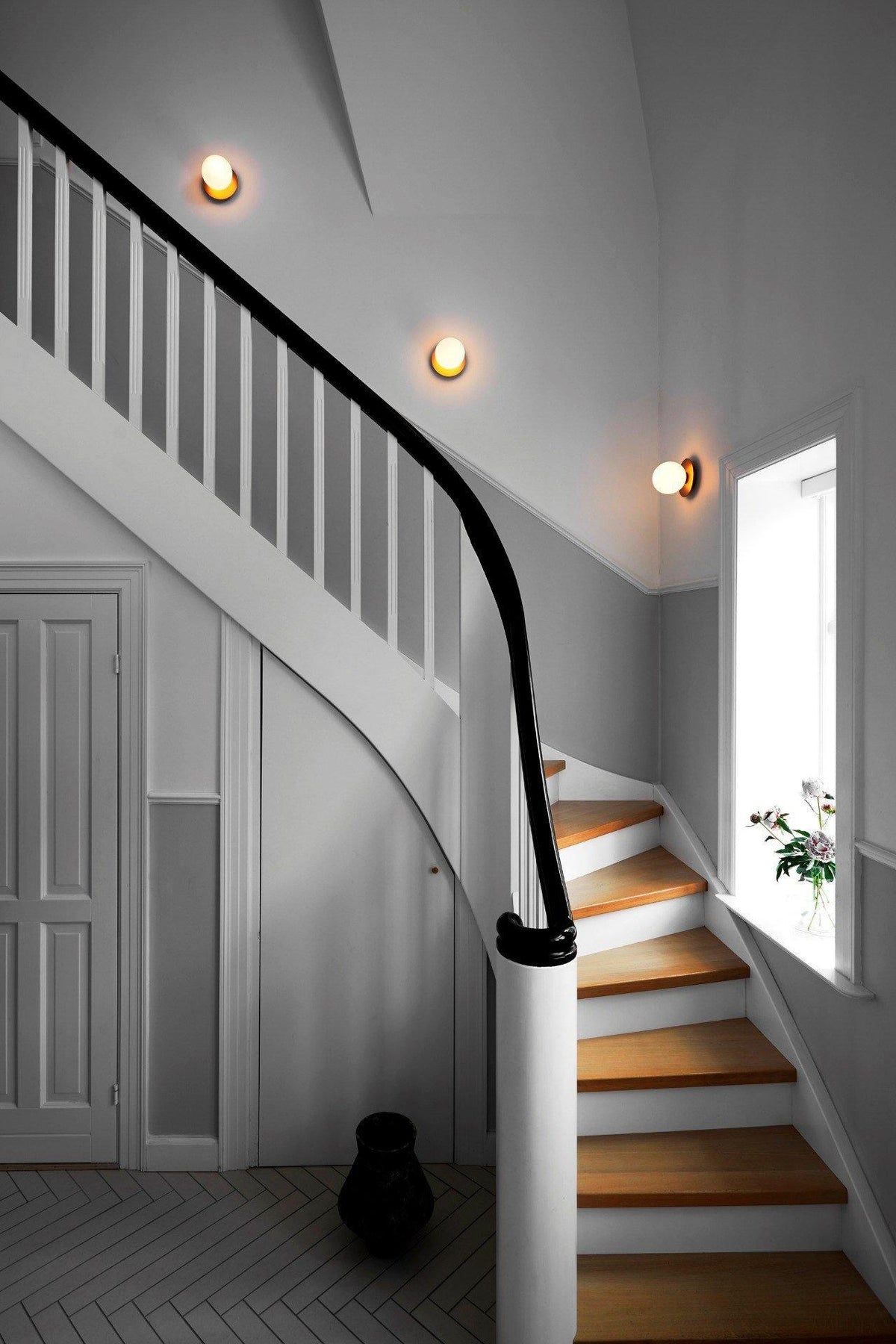 Irinor Premium Nordic Art Brass Wall Lamp