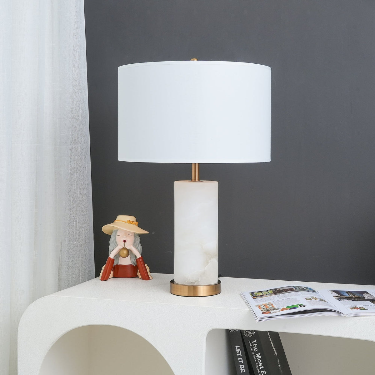Zosilis Cylindrical Alabaster Table Lamp