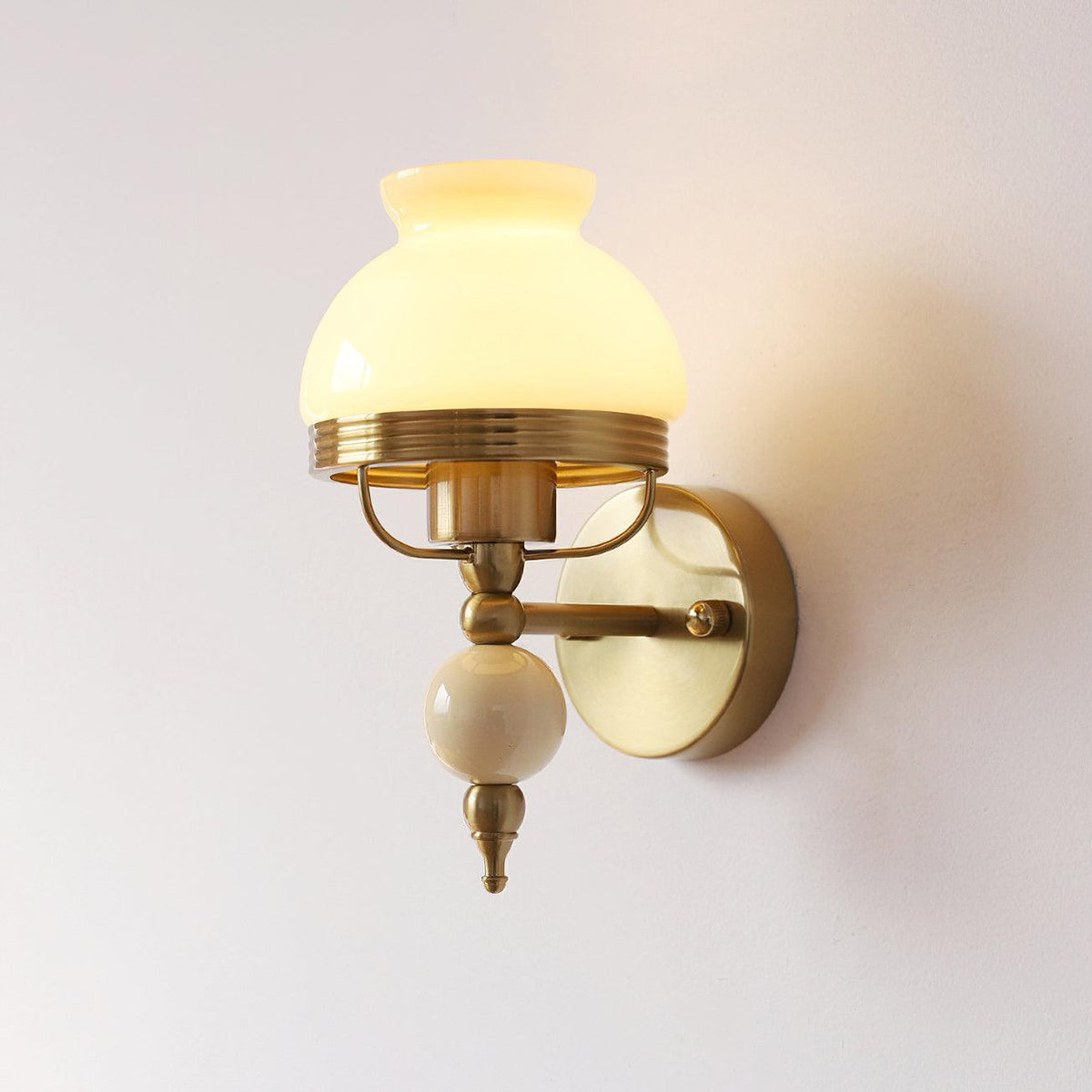 Ilaeara Premium Elegance Glass Wall Lamp