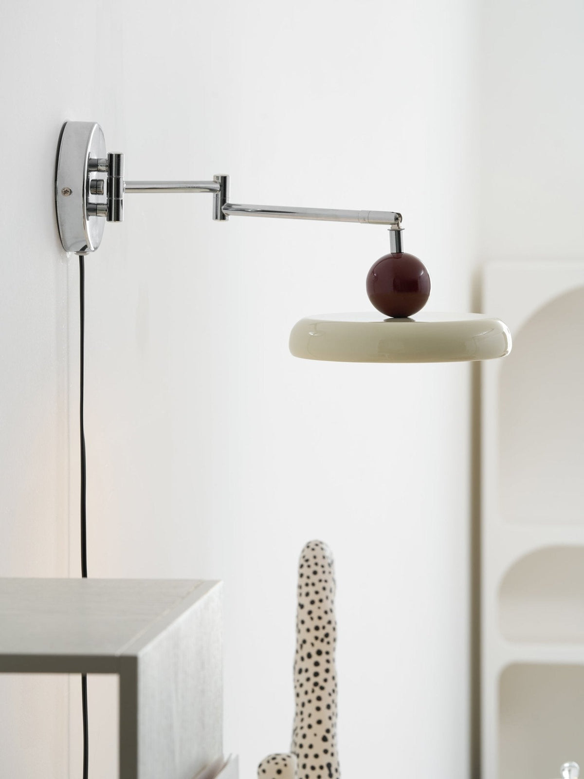 Onaina Lola Plug In Indoor Wall Light