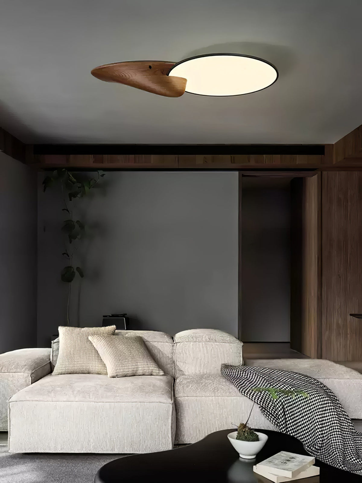 Zovenel Premium Elegance Peak Wood Ceiling Lamp