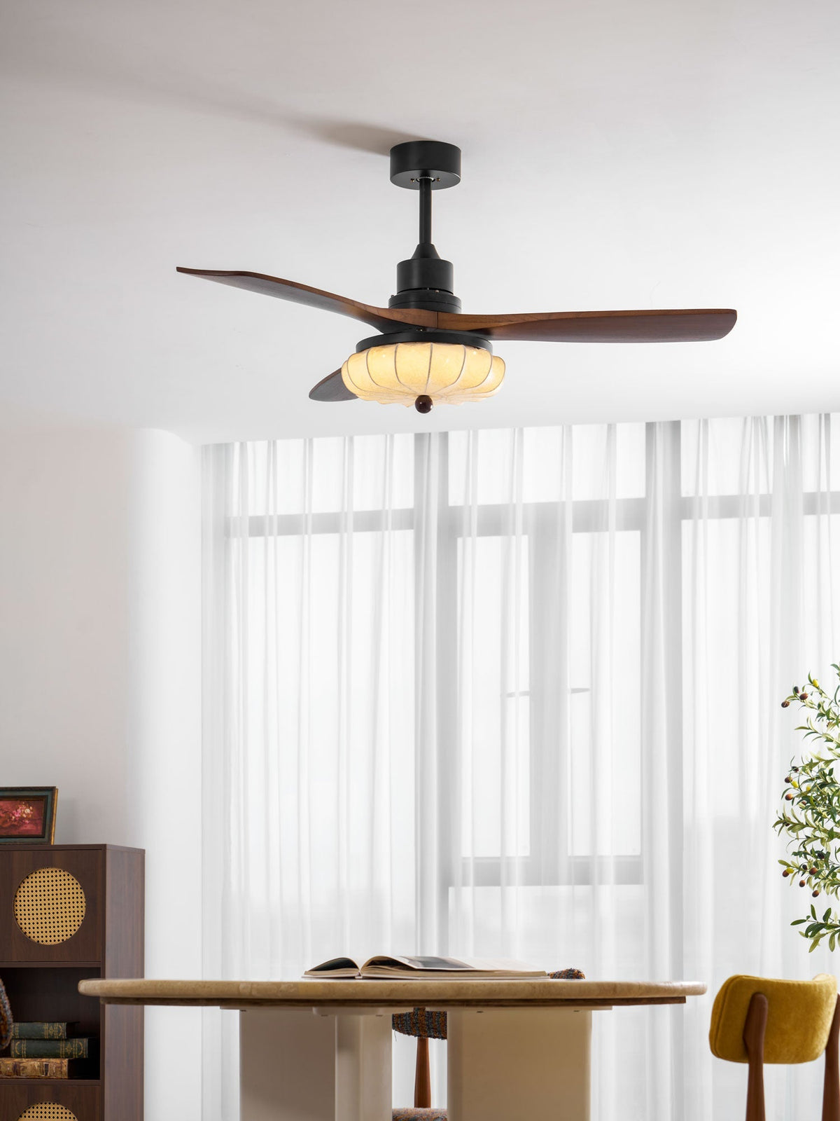 Paby Lotus Bloom Ceiling Fan Light