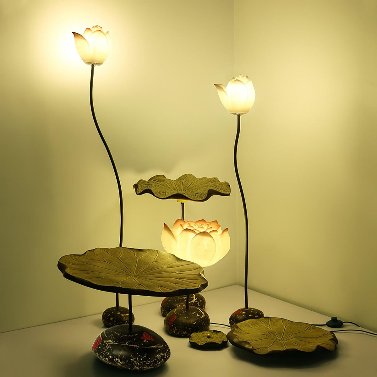 Arixen Elegant Lotus Floor Lamp