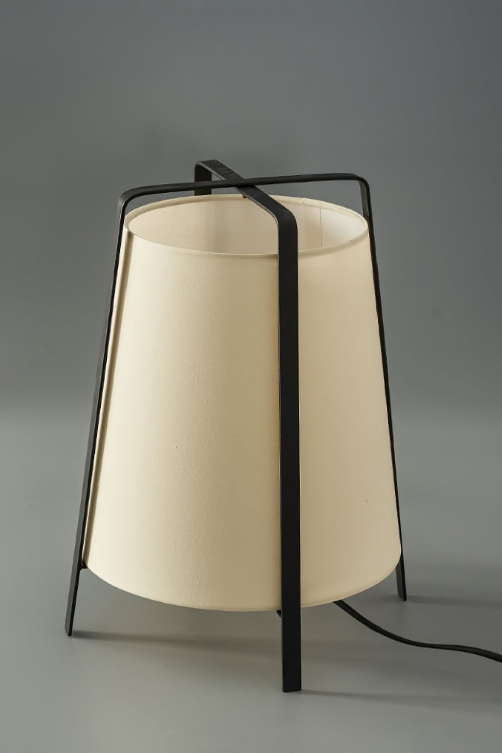 Zild Fabric Scandinavian Table Lamp