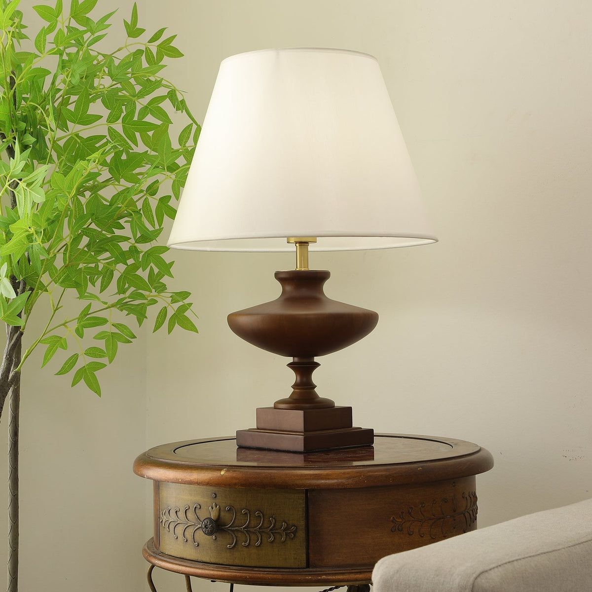Liorat Wood & Fabric Table Lamp