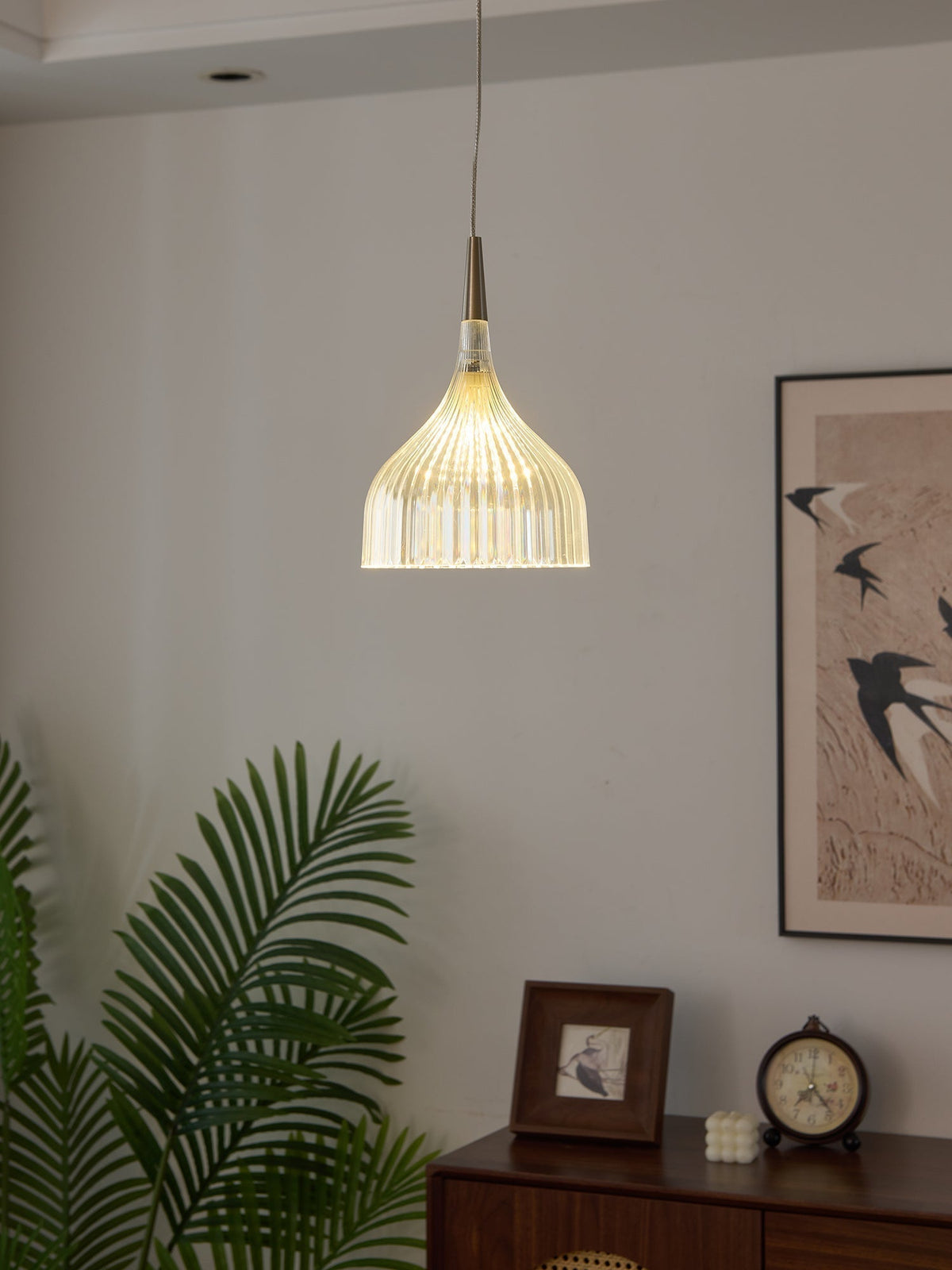 Durven Elegant Pendant Lamp