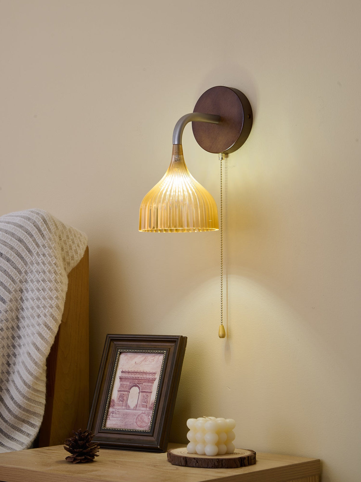 Cimararae Elegance Classic Wood Wall Lamp
