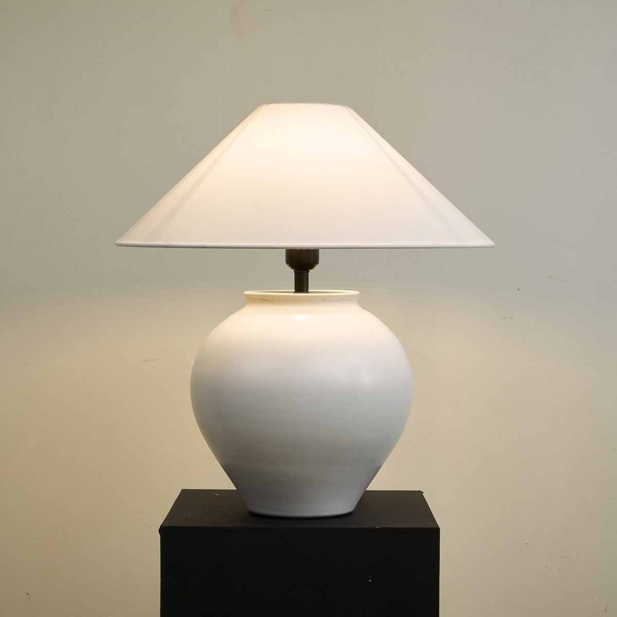 Serinina Classic Fabric Table Lamp