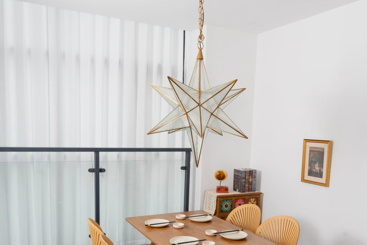 Sotr Elegant Glass Star Chandelier