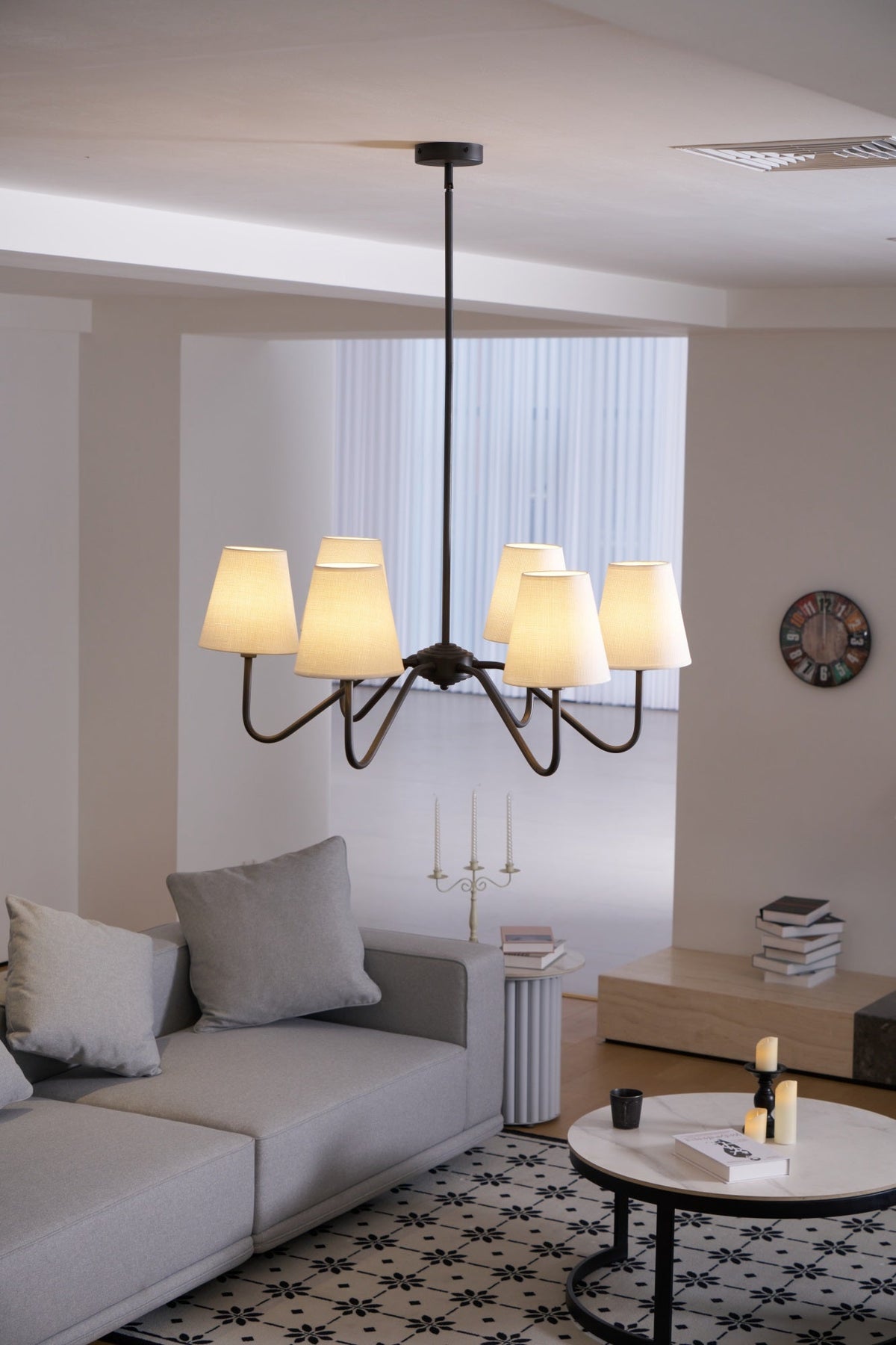 Aurvarira Lumos Classic Black Fabric Chandelier