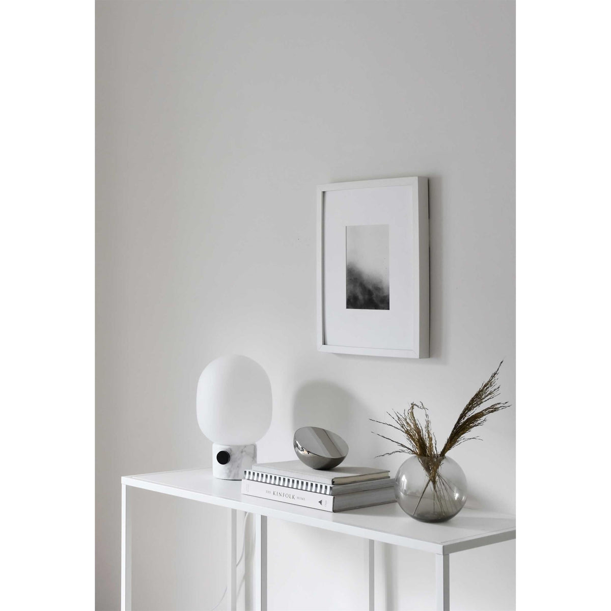 Velenelia Table Lamp