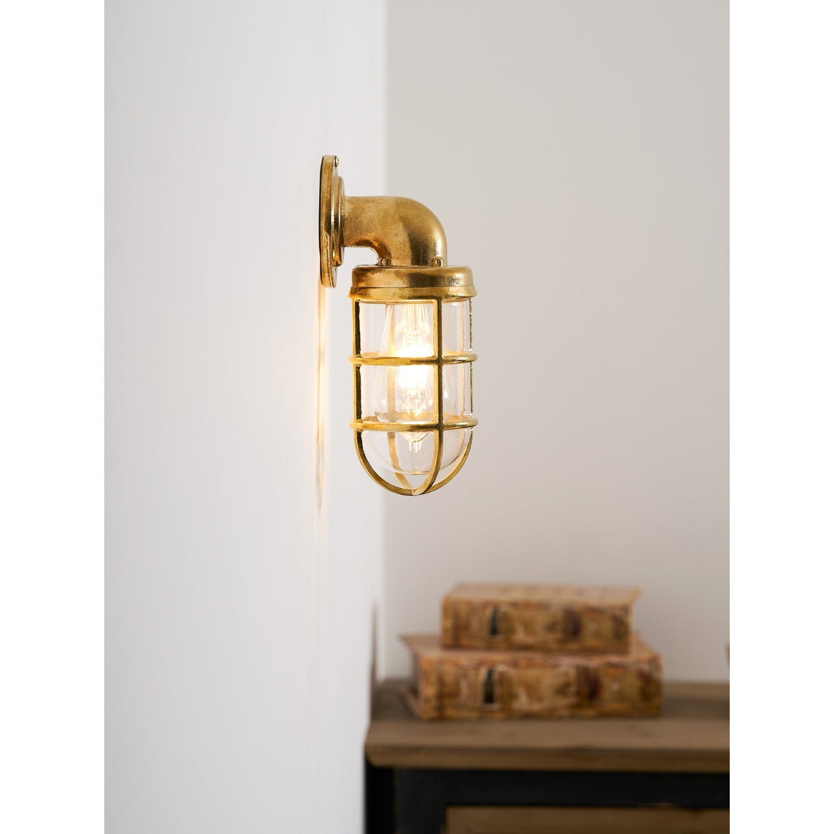 Bugus Marine Outdoor Light