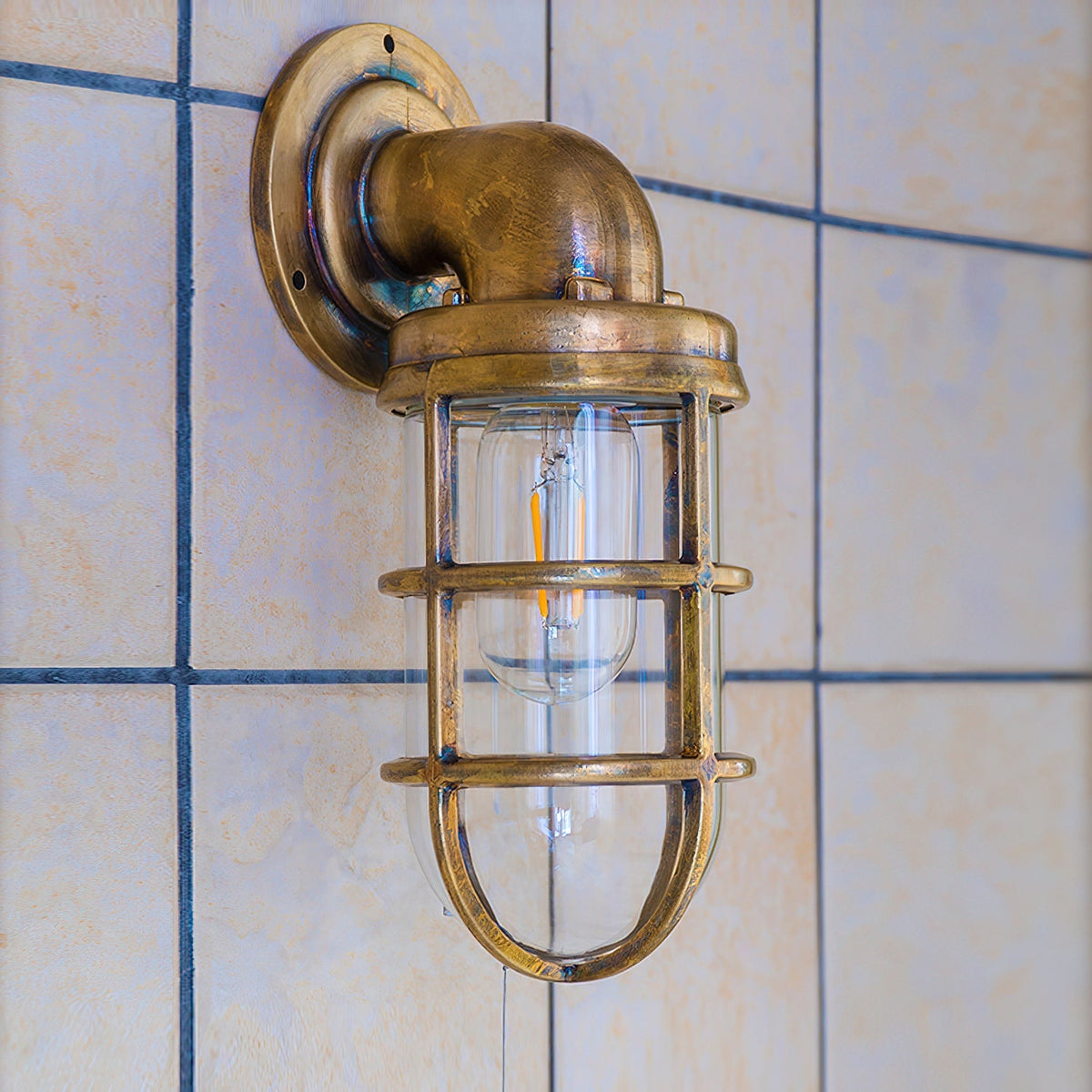 Bugus Marine Outdoor Light