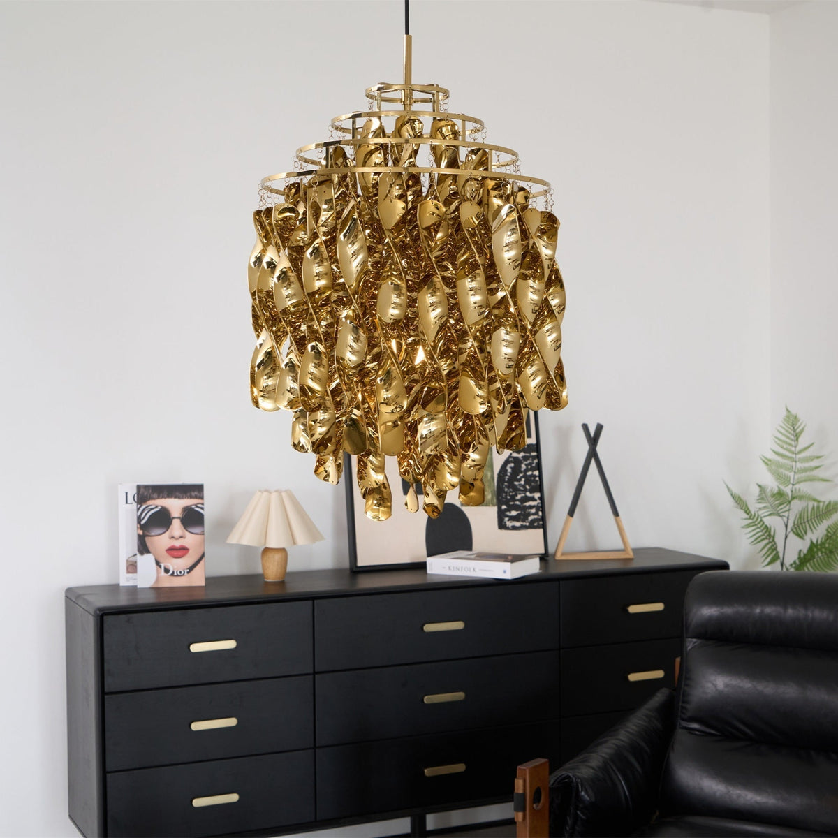 Isoran Luxe Acrylic Chandelier