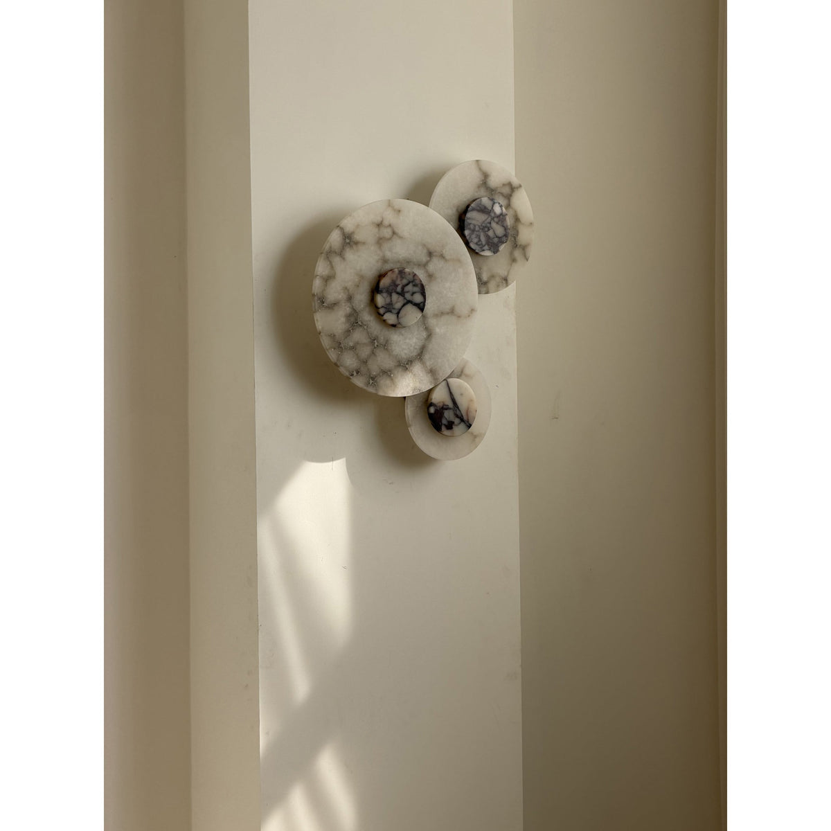Viraisina Wall Lamp