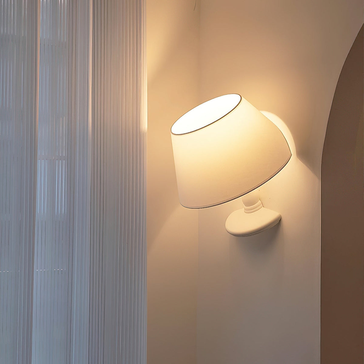 Oreliise Wall Lamp