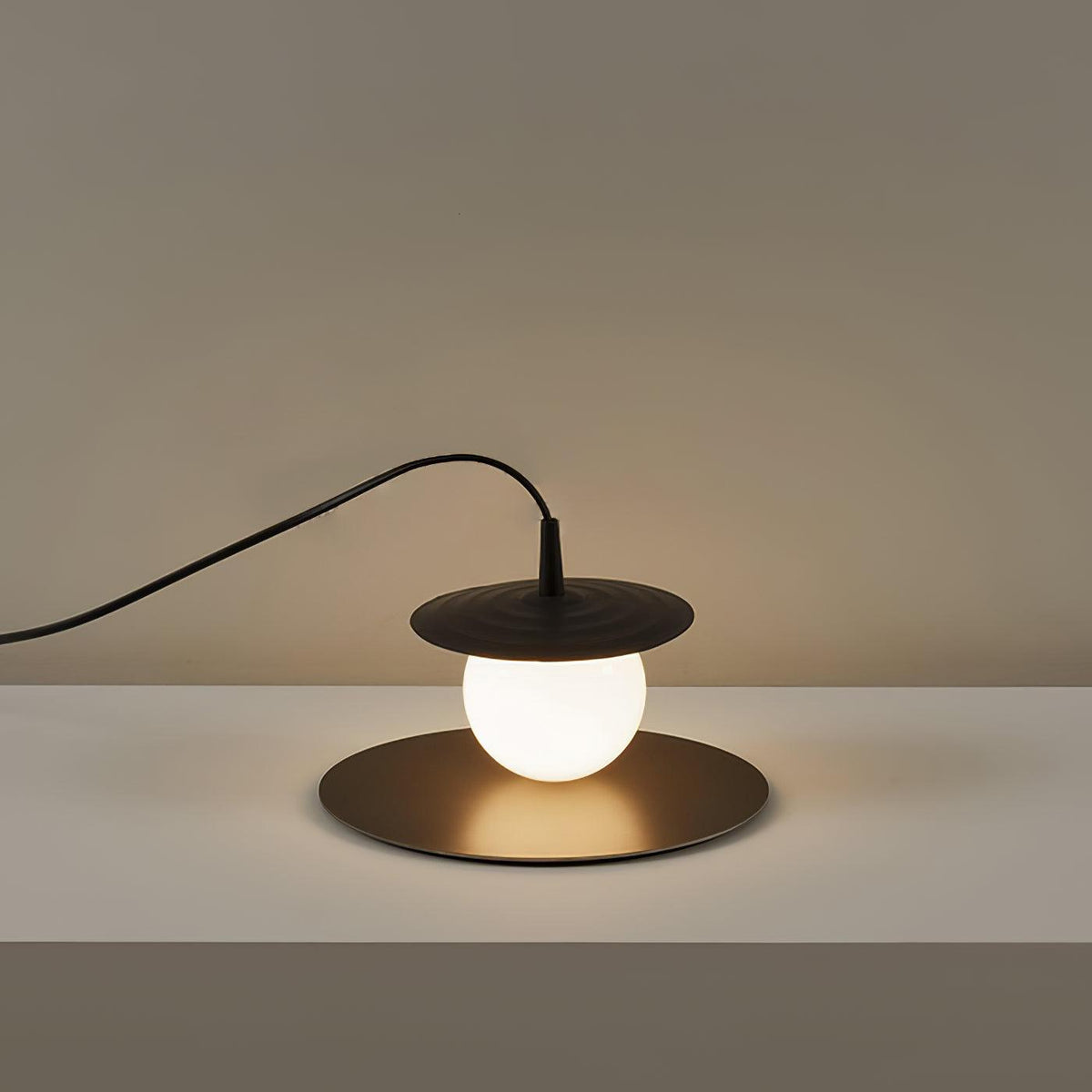 Cevenir Kinetic PE Rotomoulding Table Lamp