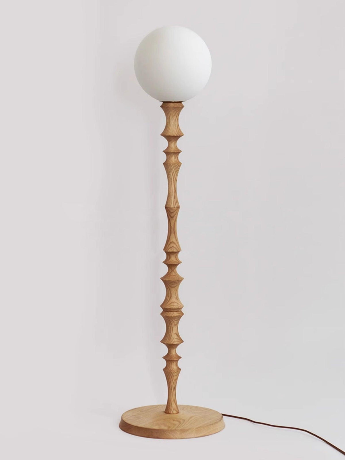 Vilten Elegant Wood Floor Lamp